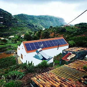sustainable-rural-house-la-lisa-dorada.in-canary-islands.com/